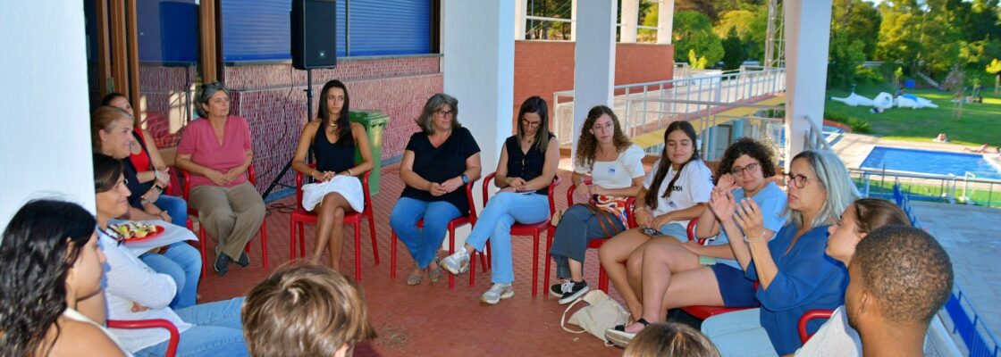 Partilha de experiências e convívio marcou o 1º Encontro de Voluntários do Programa V Jovem �...