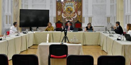 Câmara Municipal de Évora recebe tractor florestal com braço articulado, diverso material de proteção civil e uma viatura ligeira para combate a incêndios