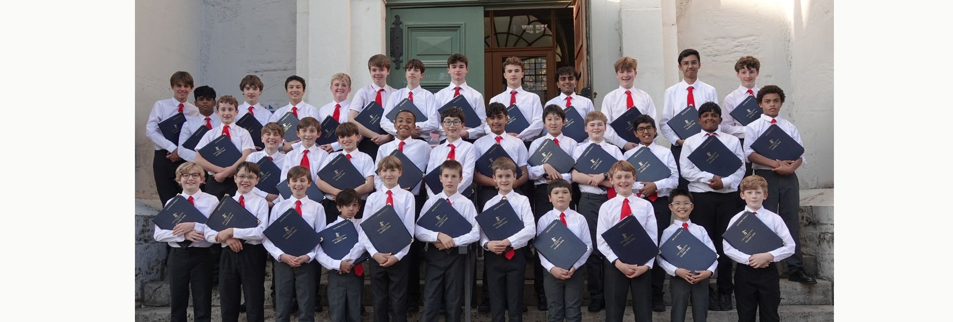 Concerto do coro da Escola Kings College, Wimbledon ,Londres na Se de Evora